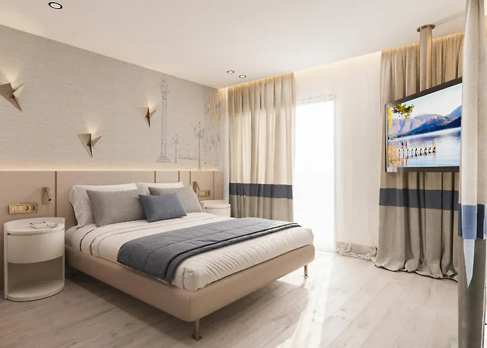 Family King Suite